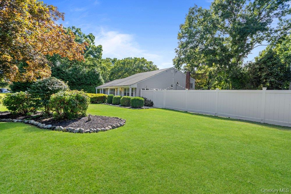 22 Half Moon Pond Road – For Sale photo 8
