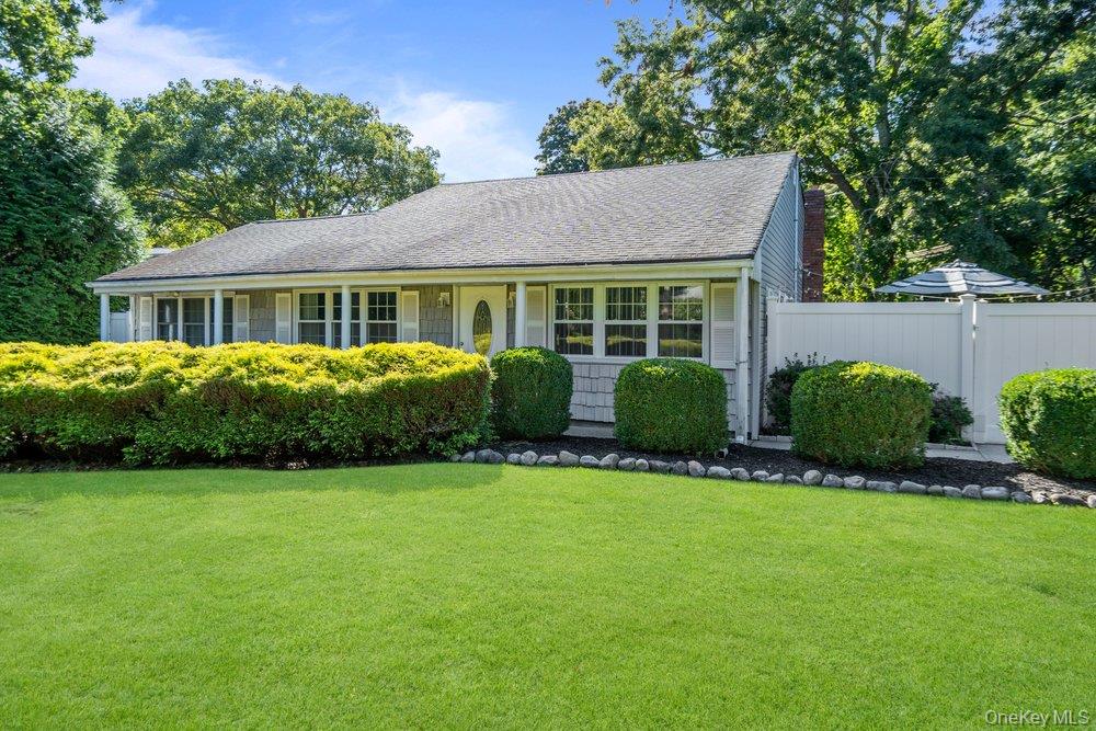 22 Half Moon Pond Road – For Sale photo 2