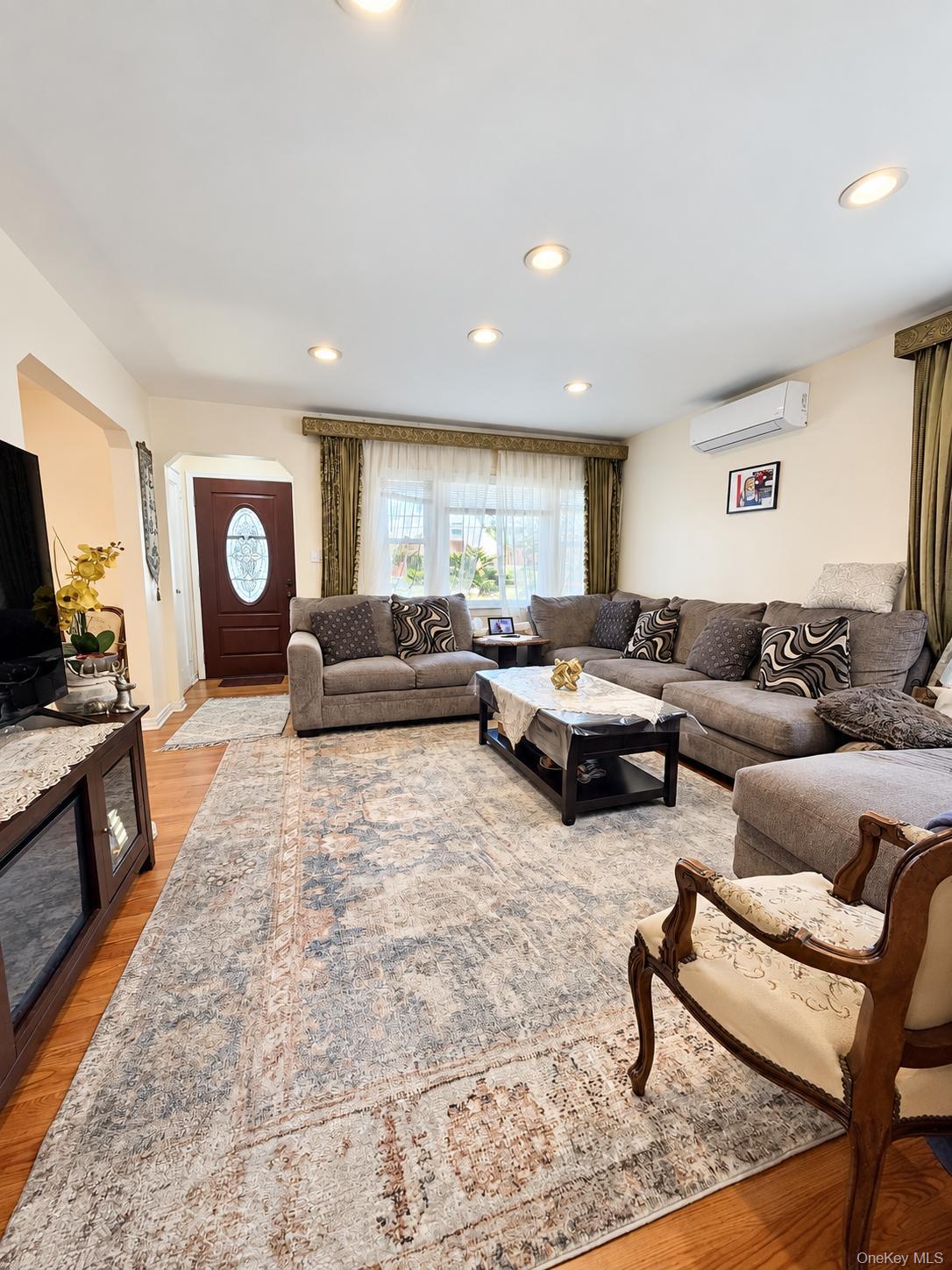 1312 Park Avenue – For Sale photo 4