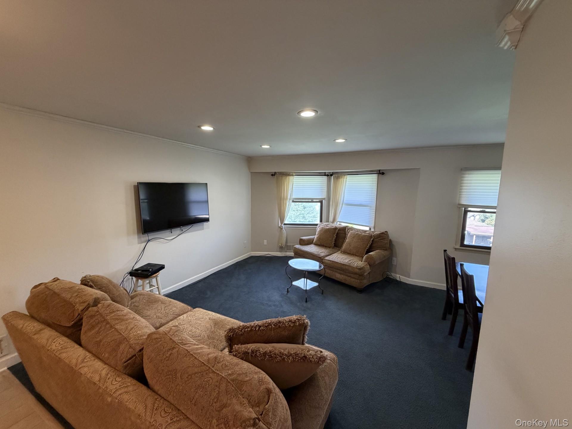 18L Hastings Court – For Sale