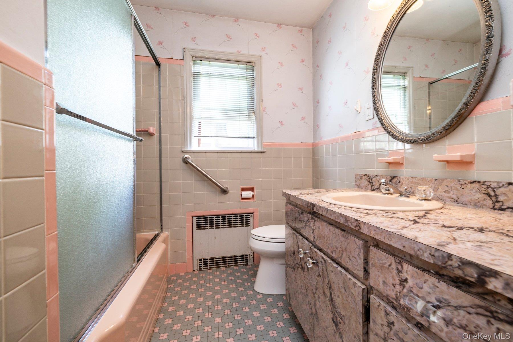 175 E Carpenter Street – For Sale photo 16