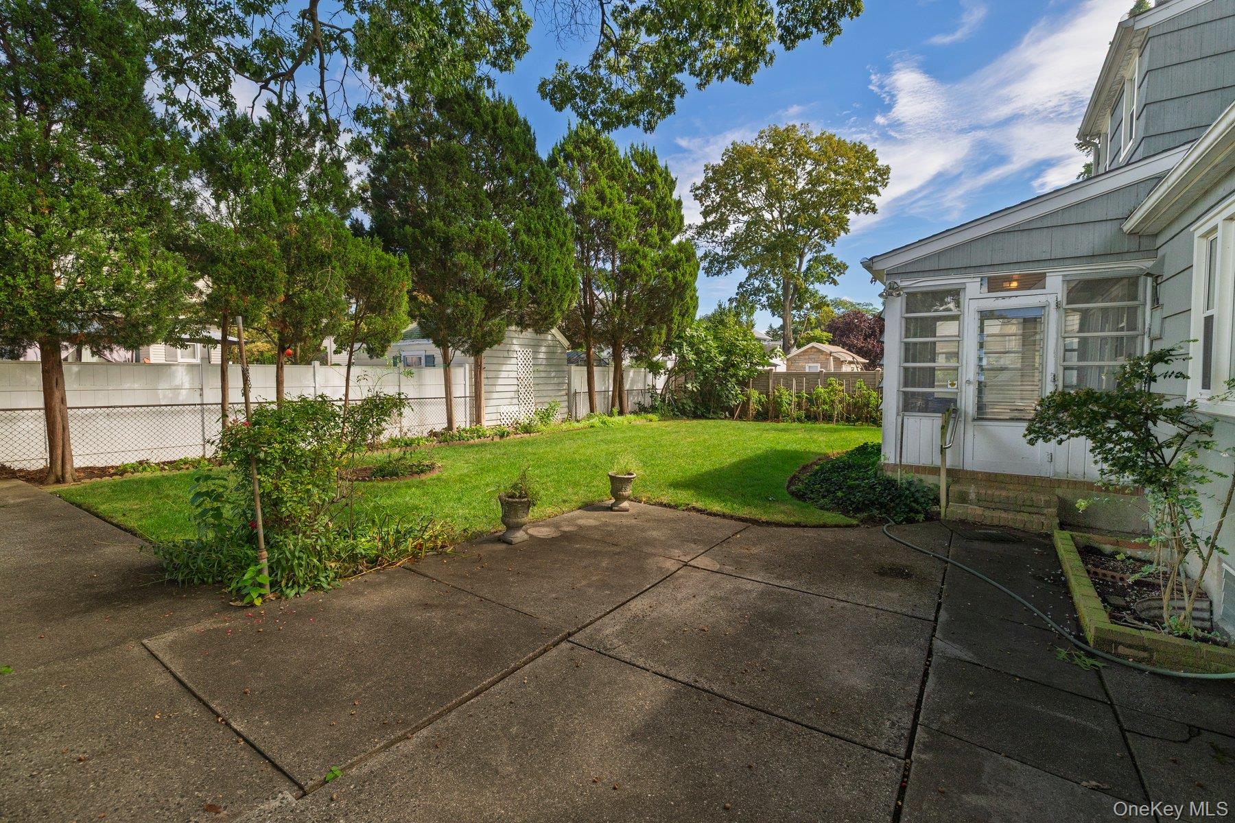 175 E Carpenter Street – For Sale photo 32