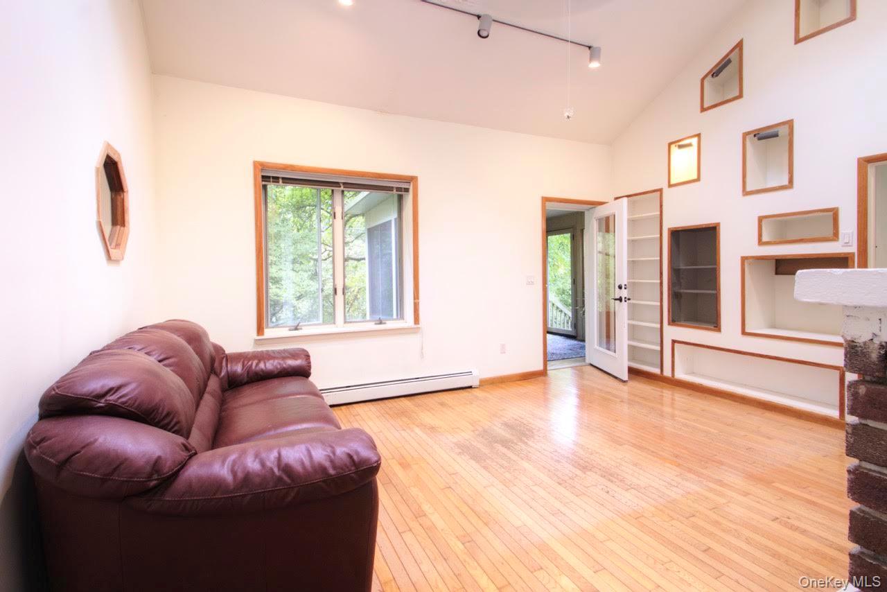 57 Osseo Park Road – For Sale photo 10