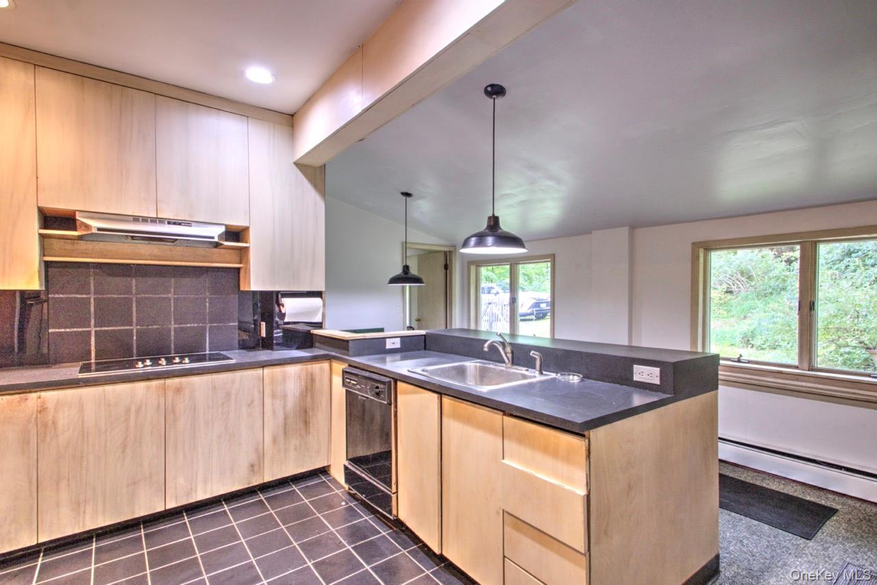 57 Osseo Park Road – For Sale photo 5