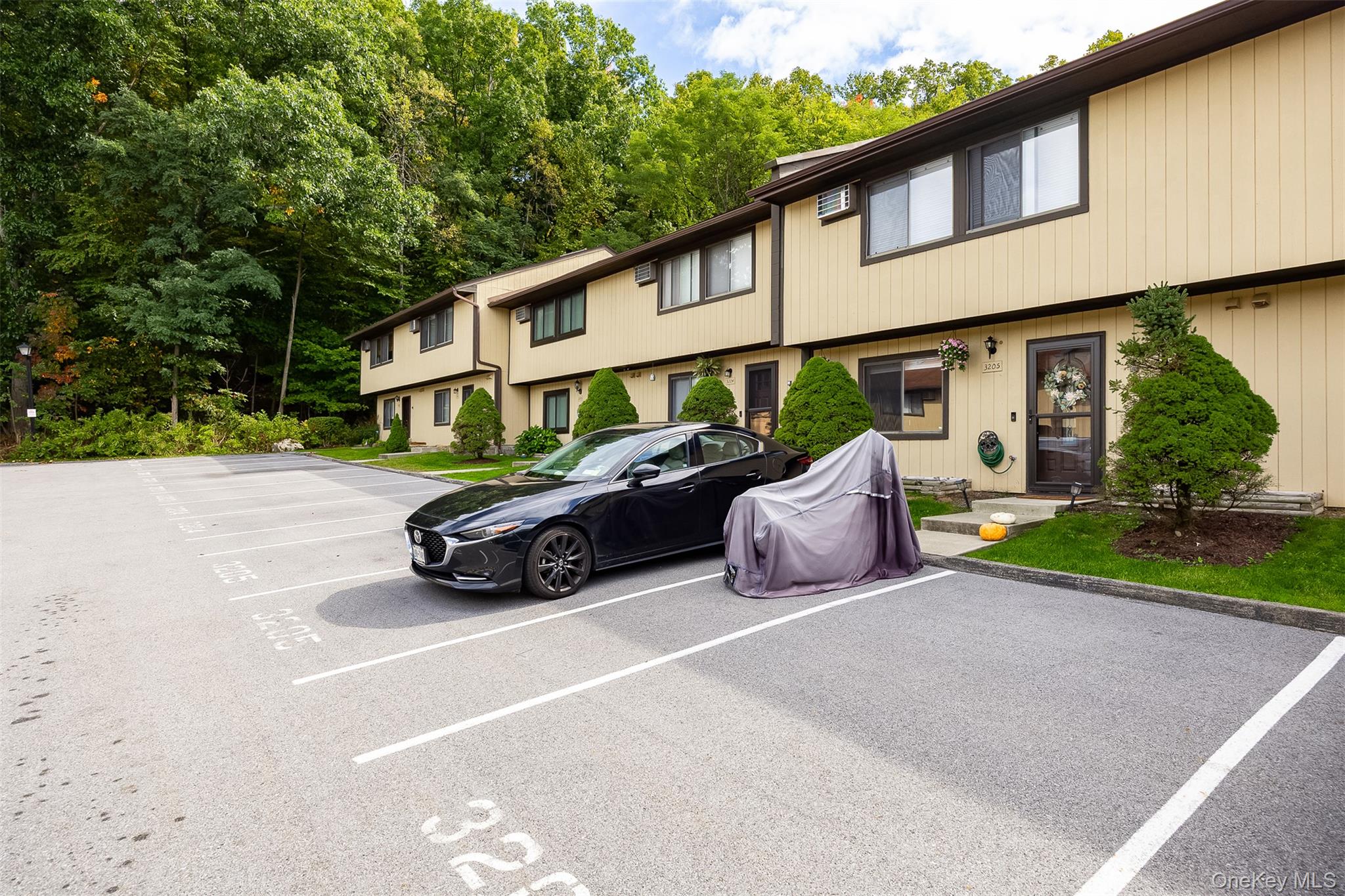 3205 Chelsea Cove S – For Sale photo 3