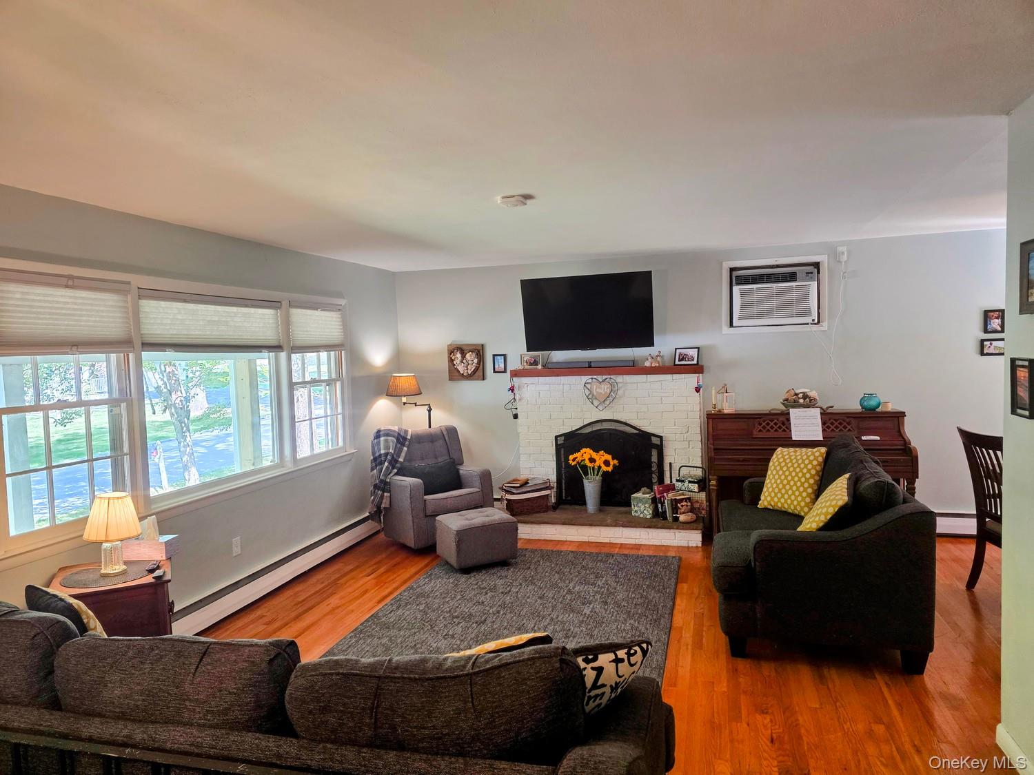 28 Robert Drive – For Sale photo 5