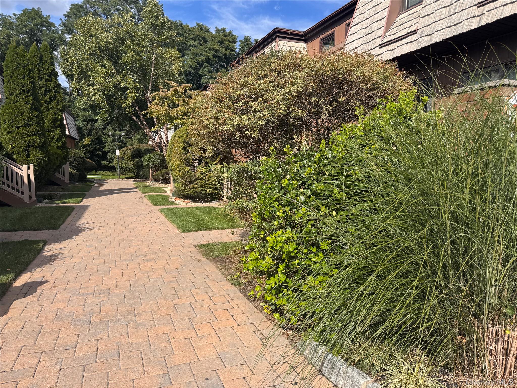 27 Heritage Drive, Unit A photo 2