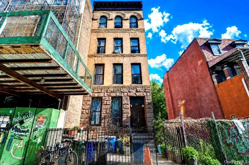 458 Halsey Street – For Sale