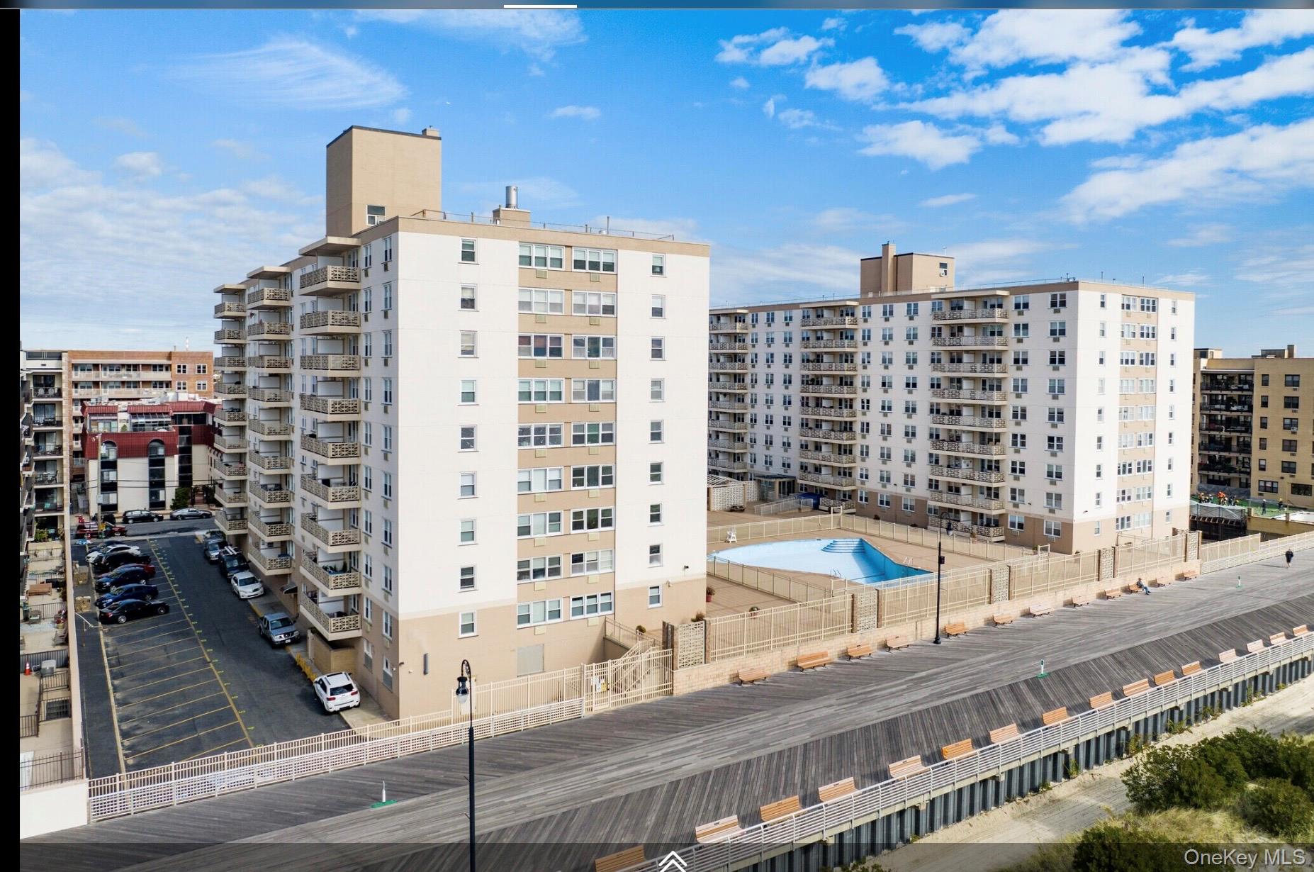 450 Shore Road Rd, Unit 1E photo 4