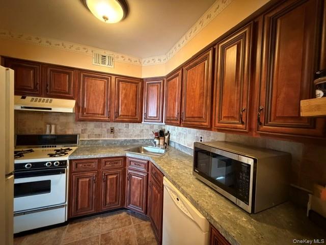 196 Fairview Circle – For Sale photo 6
