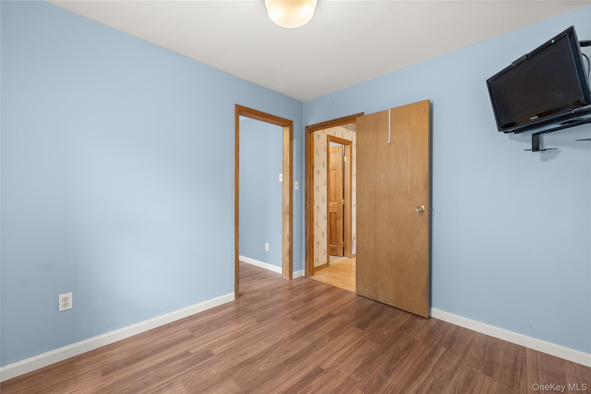 159 Neptune Avenue – For Sale photo 7