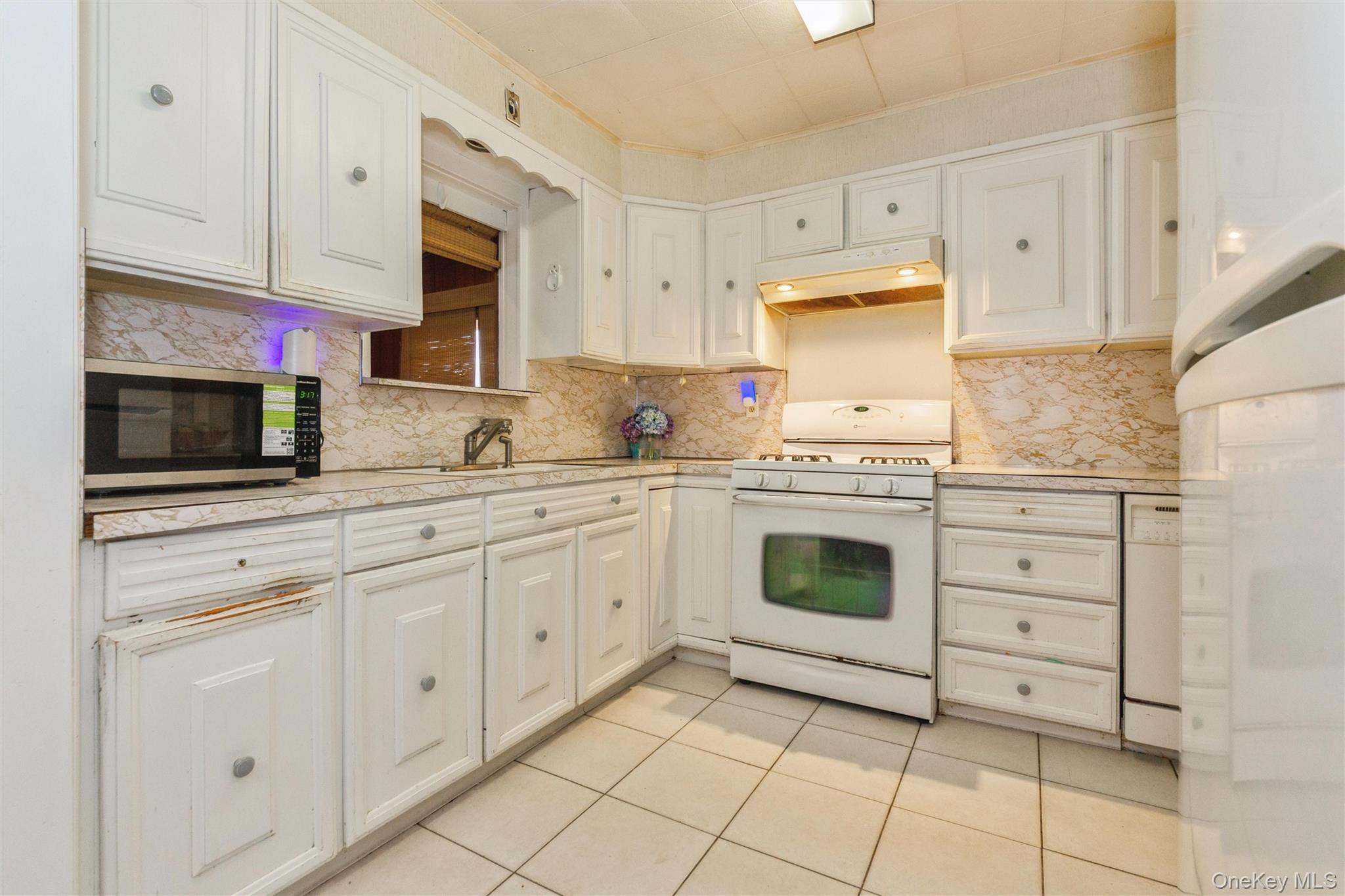 1423 Sturl Avenue – For Sale photo 12