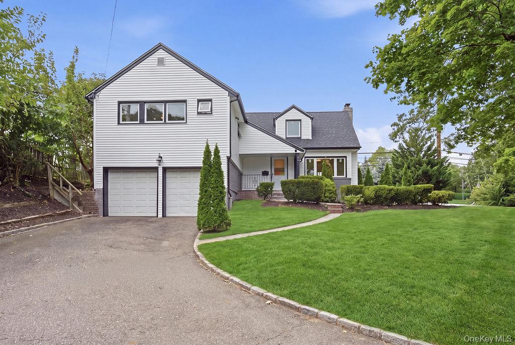 84 Middle Neck Road – For Sale