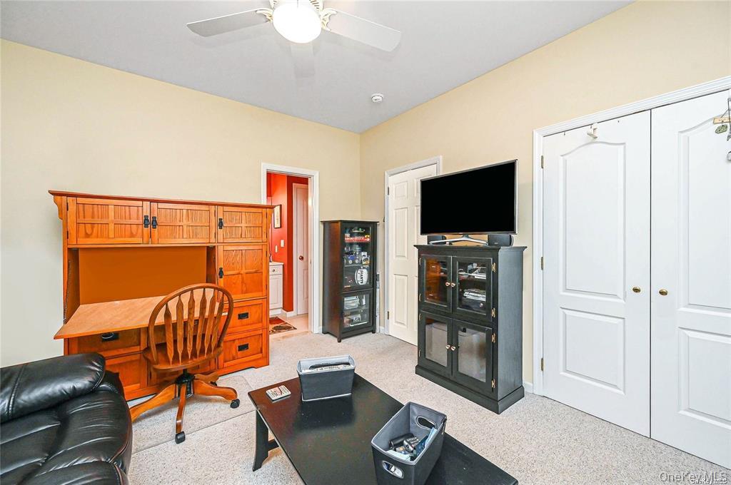 828 Pondview Road – For Sale photo 24