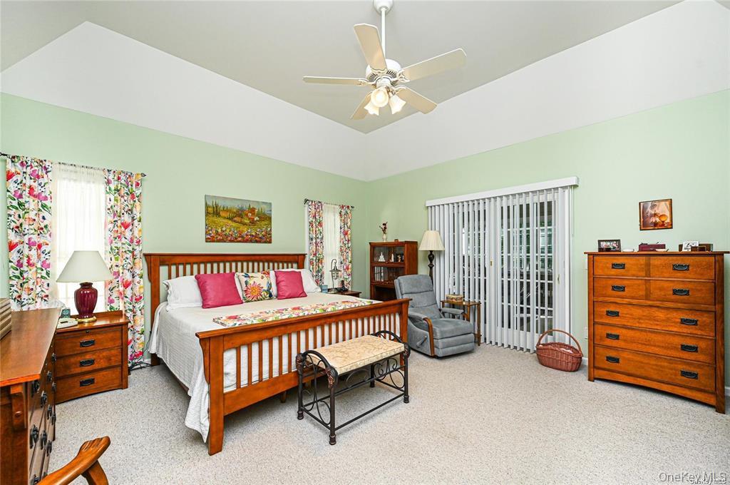 828 Pondview Road – For Sale photo 18