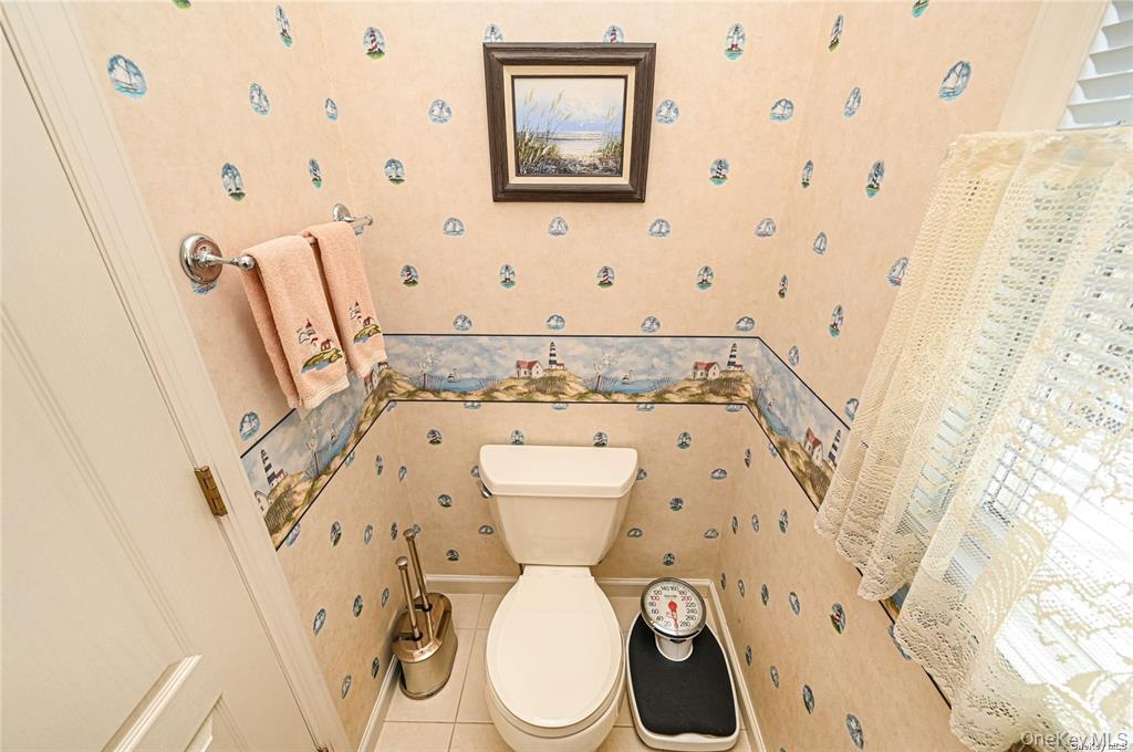 828 Pondview Road – For Sale photo 12