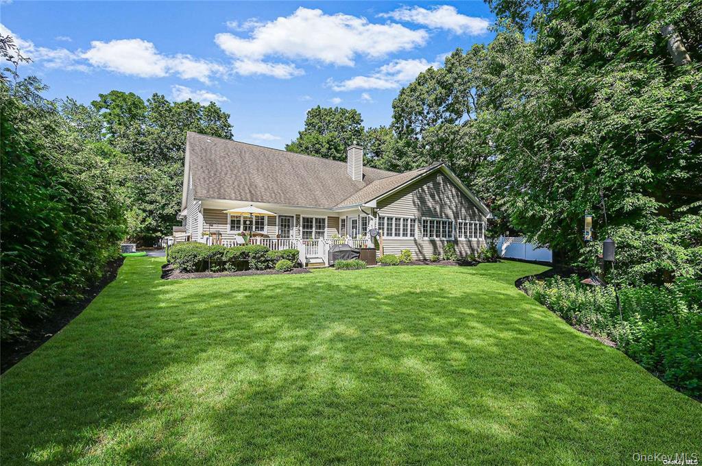 828 Pondview Road – For Sale photo 3