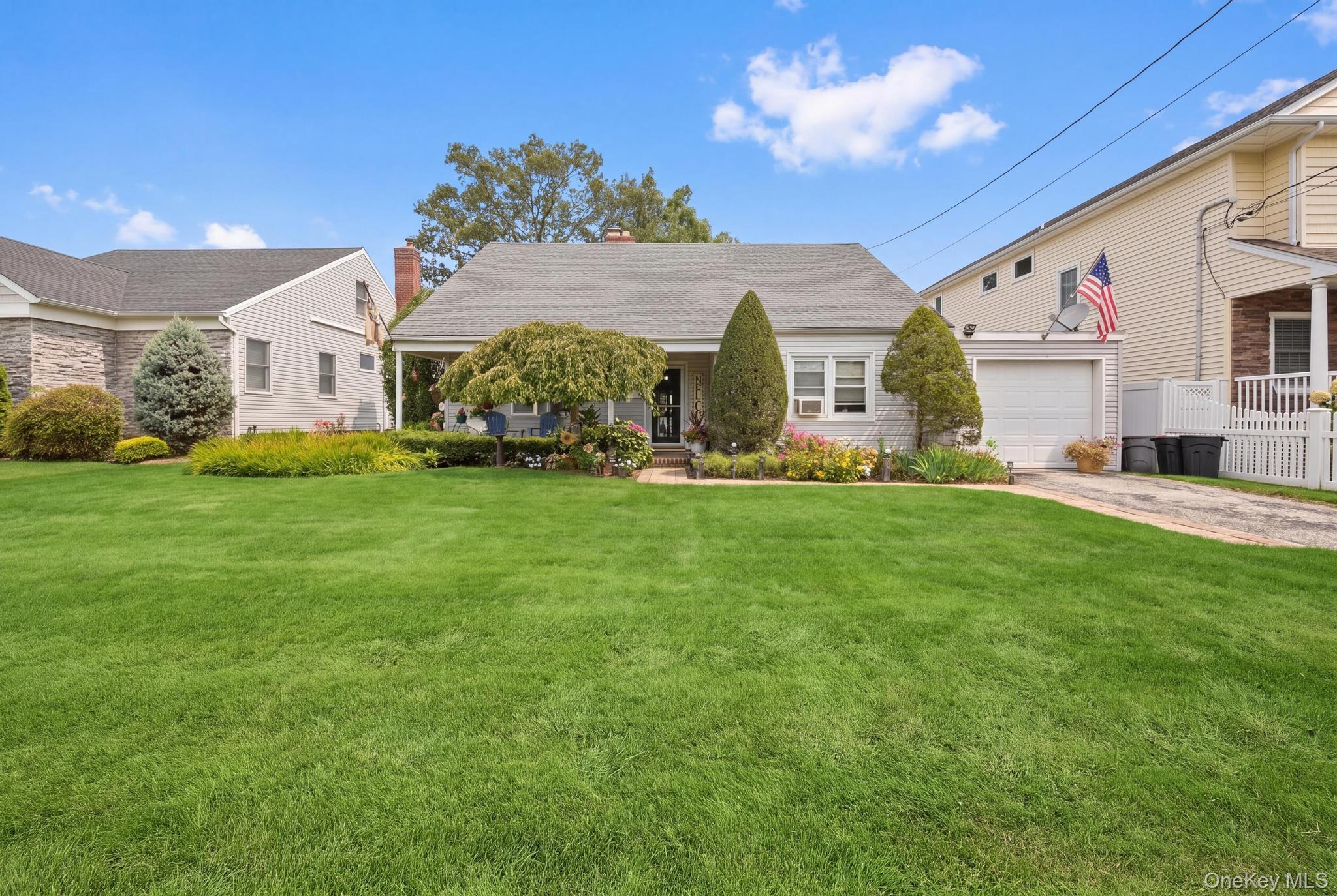 2906 Court Street – For Sale photo 2