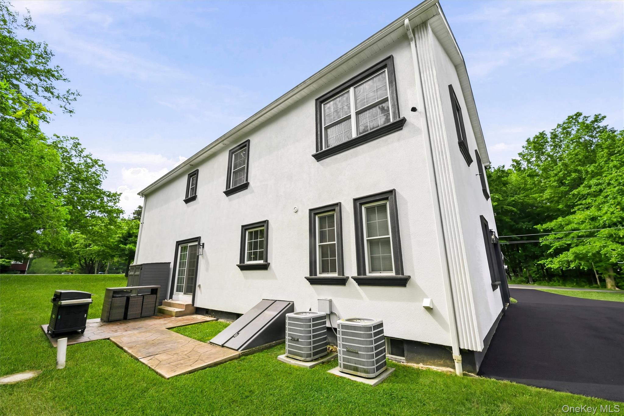8 Darmstadter Road – For Sale photo 28