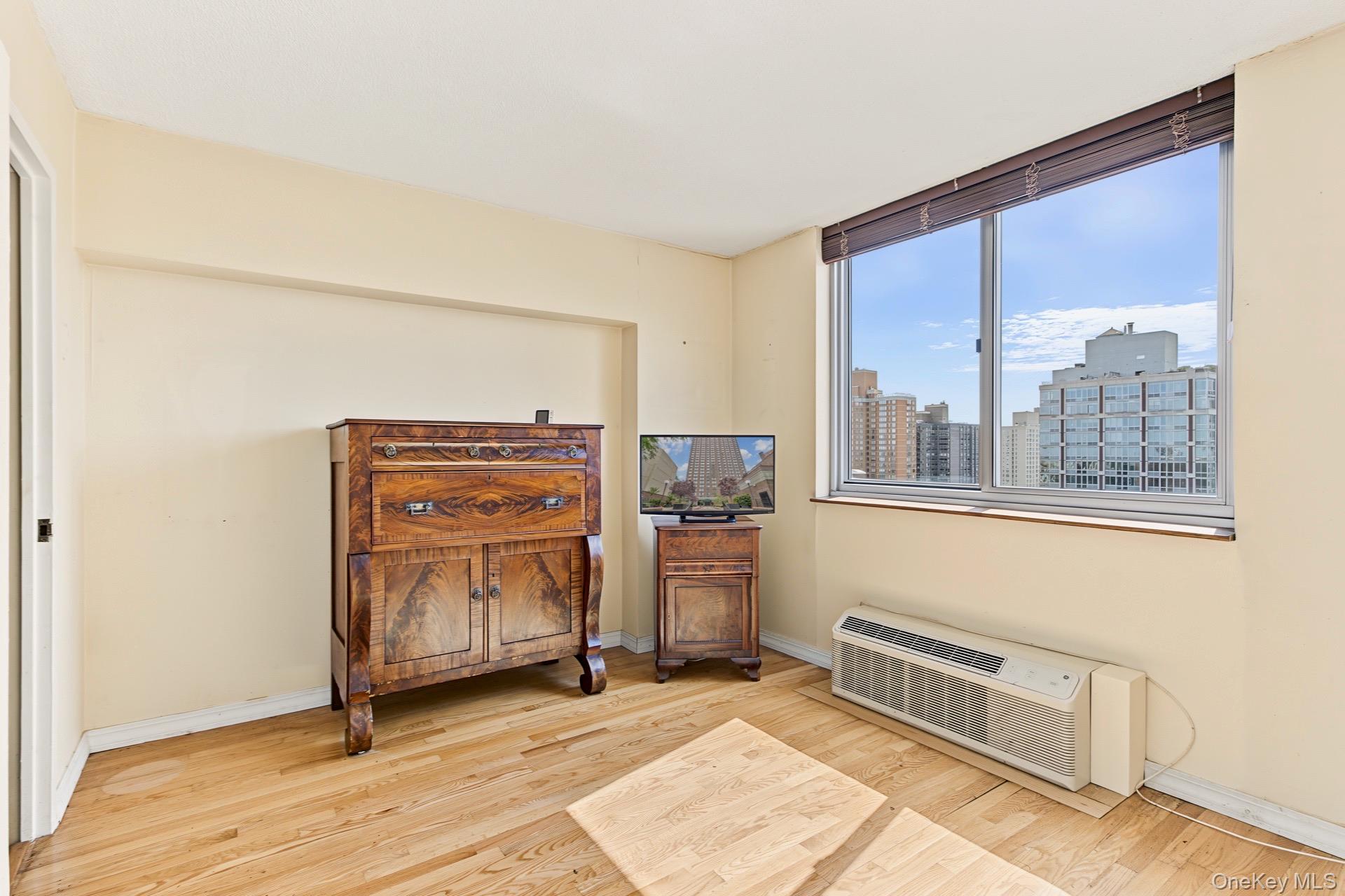 345 E 93rd Street, Unit 30C photo 31
