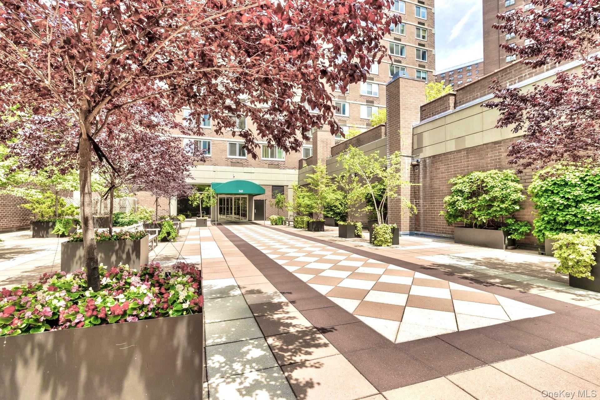 345 E 93rd Street, Unit 30C photo 36