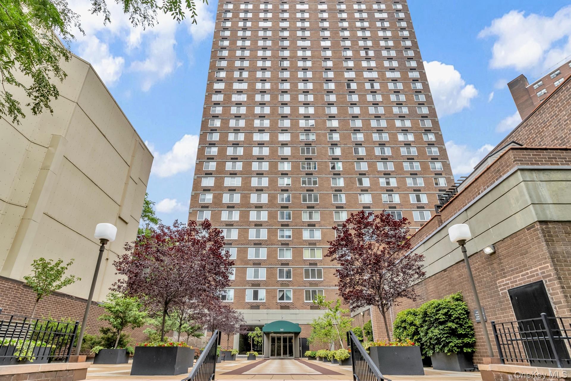 345 E 93rd Street, Unit 30C photo 35