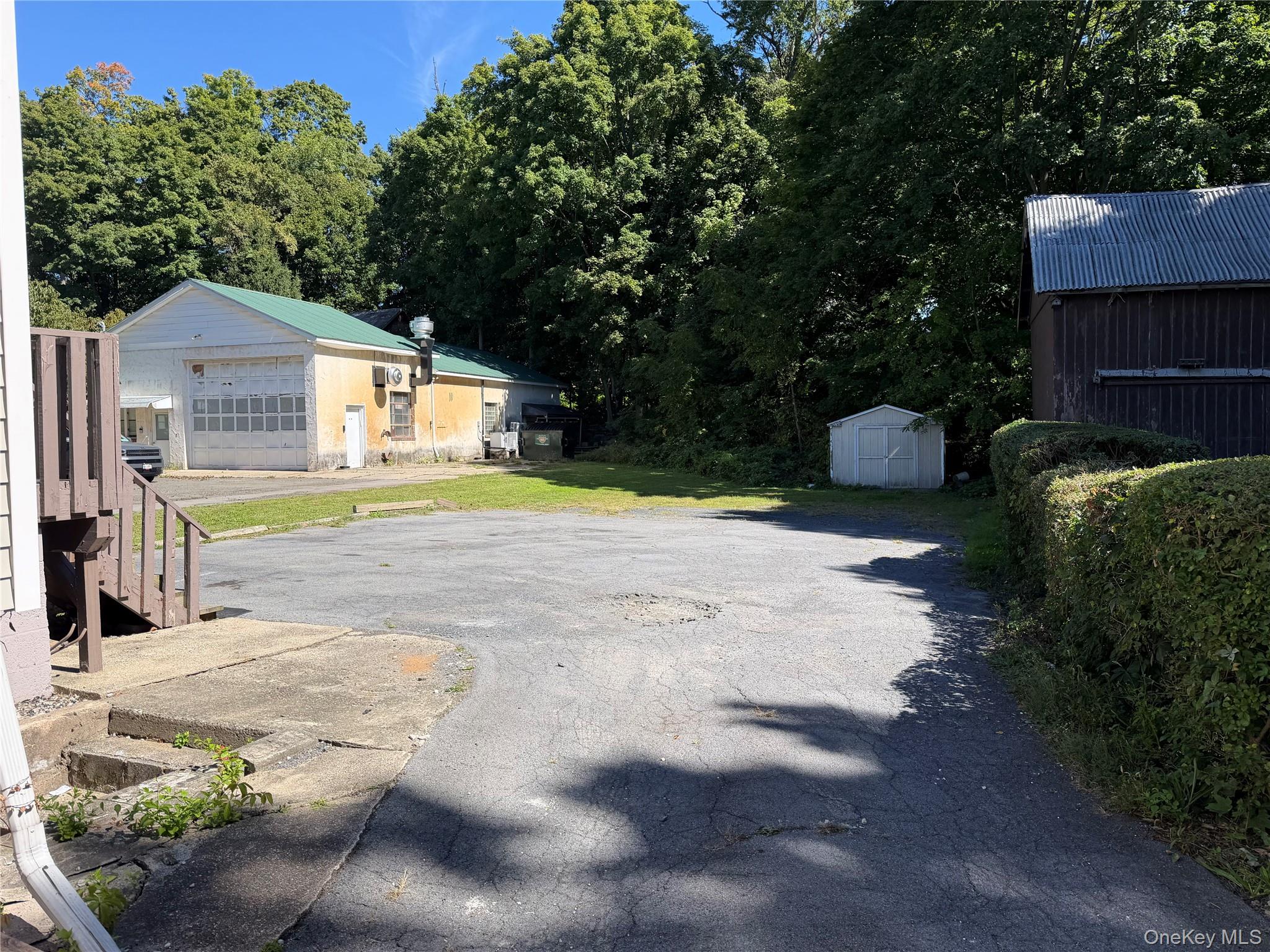 208 Elm Street – For Rent photo 3