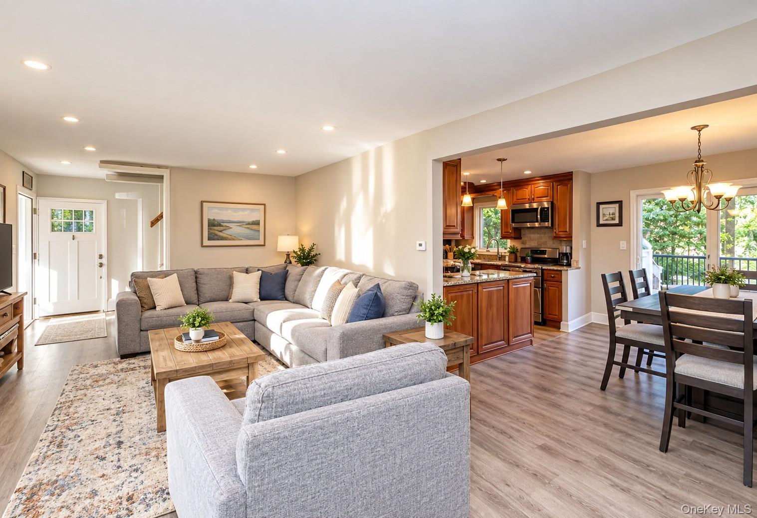 149 S Penataquit Avenue – For Sale photo 4