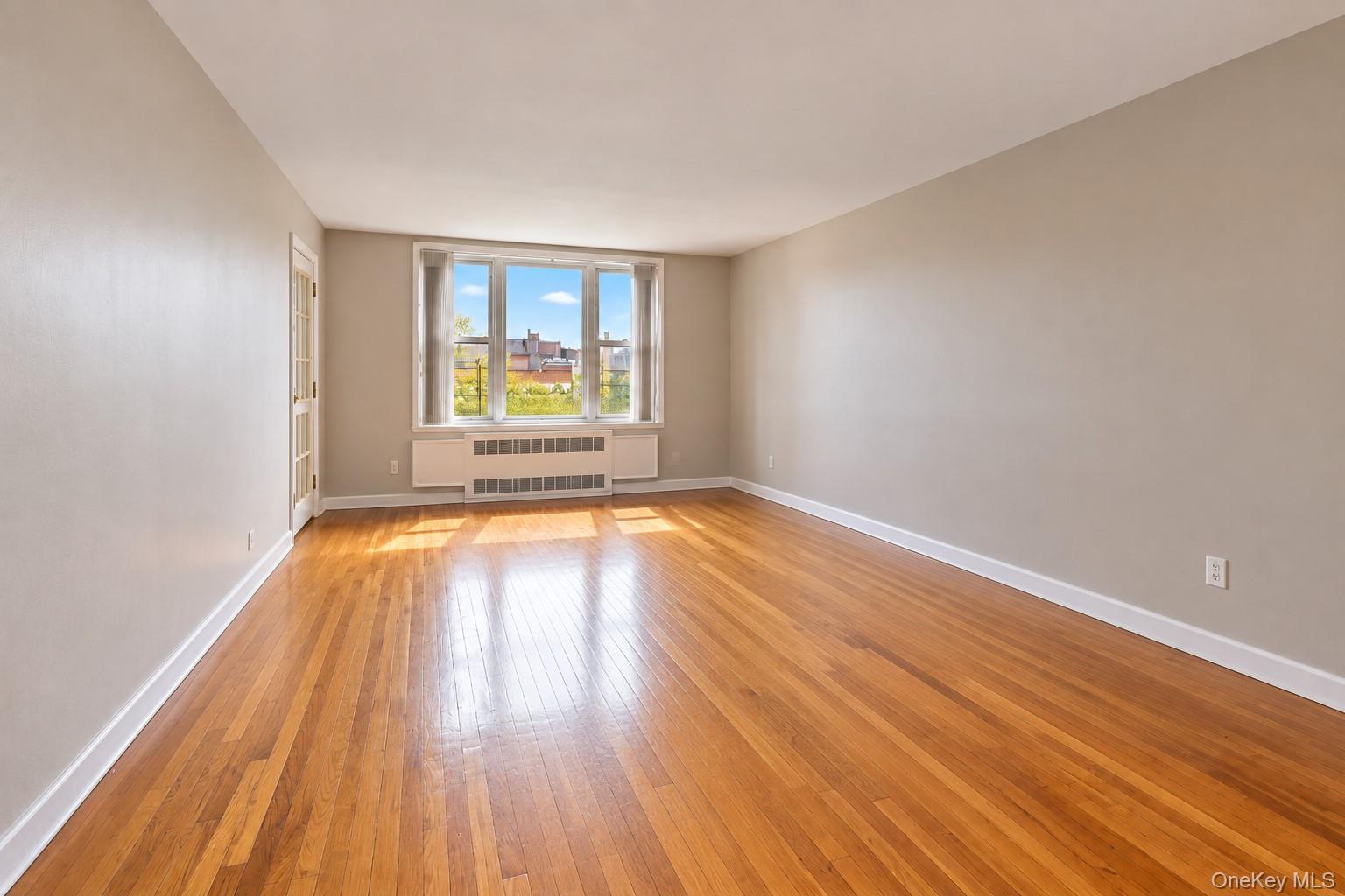 2750 Johnson Avenue, Unit 6J