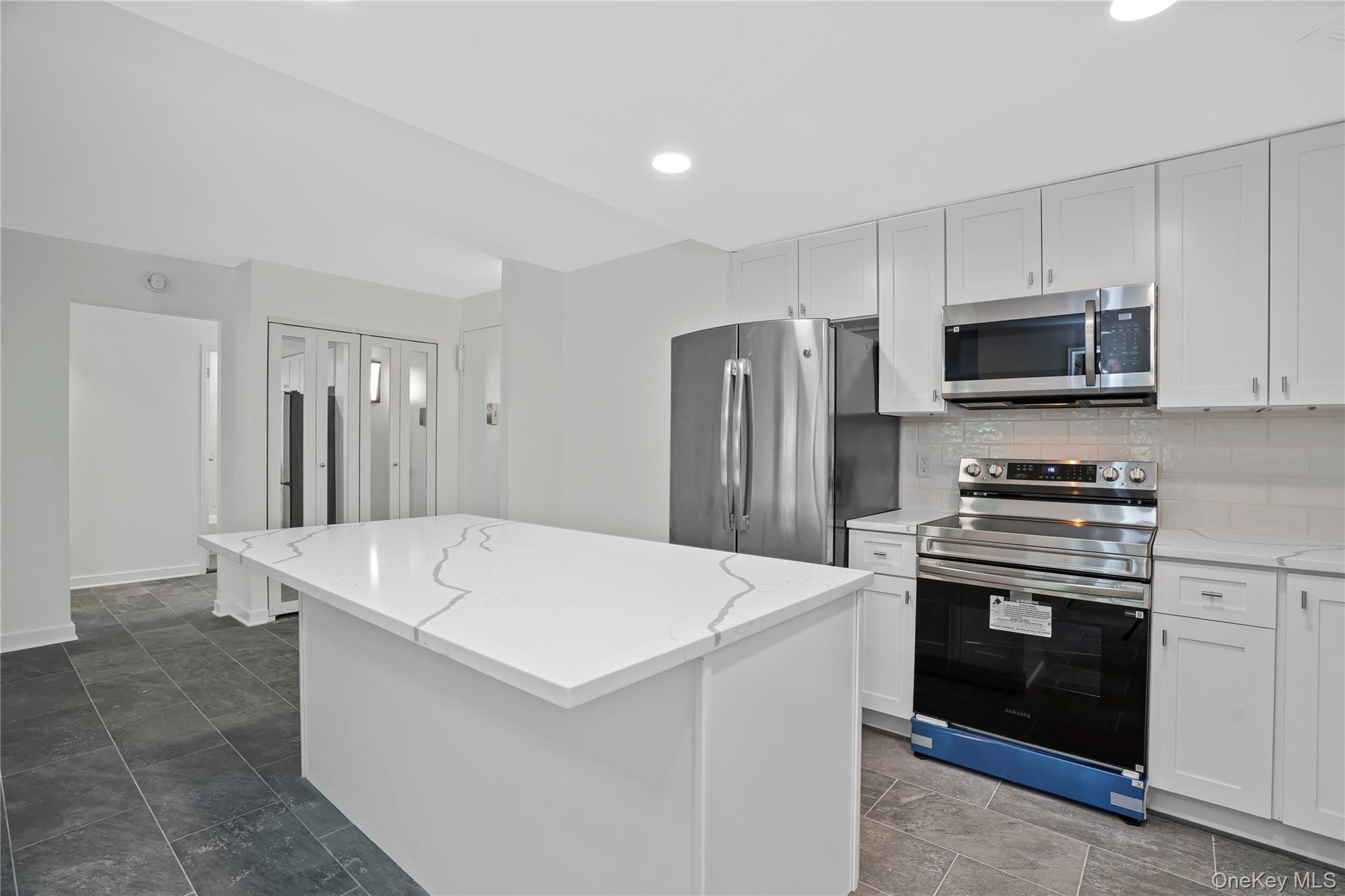 300 High Point Drive, Unit 314 photo 13