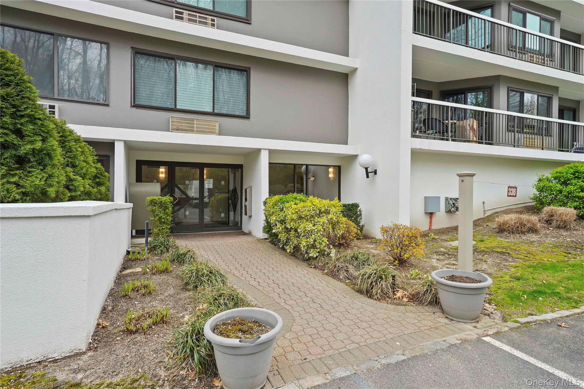 300 High Point Drive, Unit 314 photo 27
