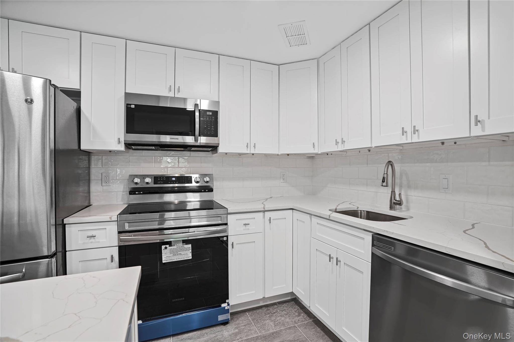300 High Point Drive, Unit 314 photo 15