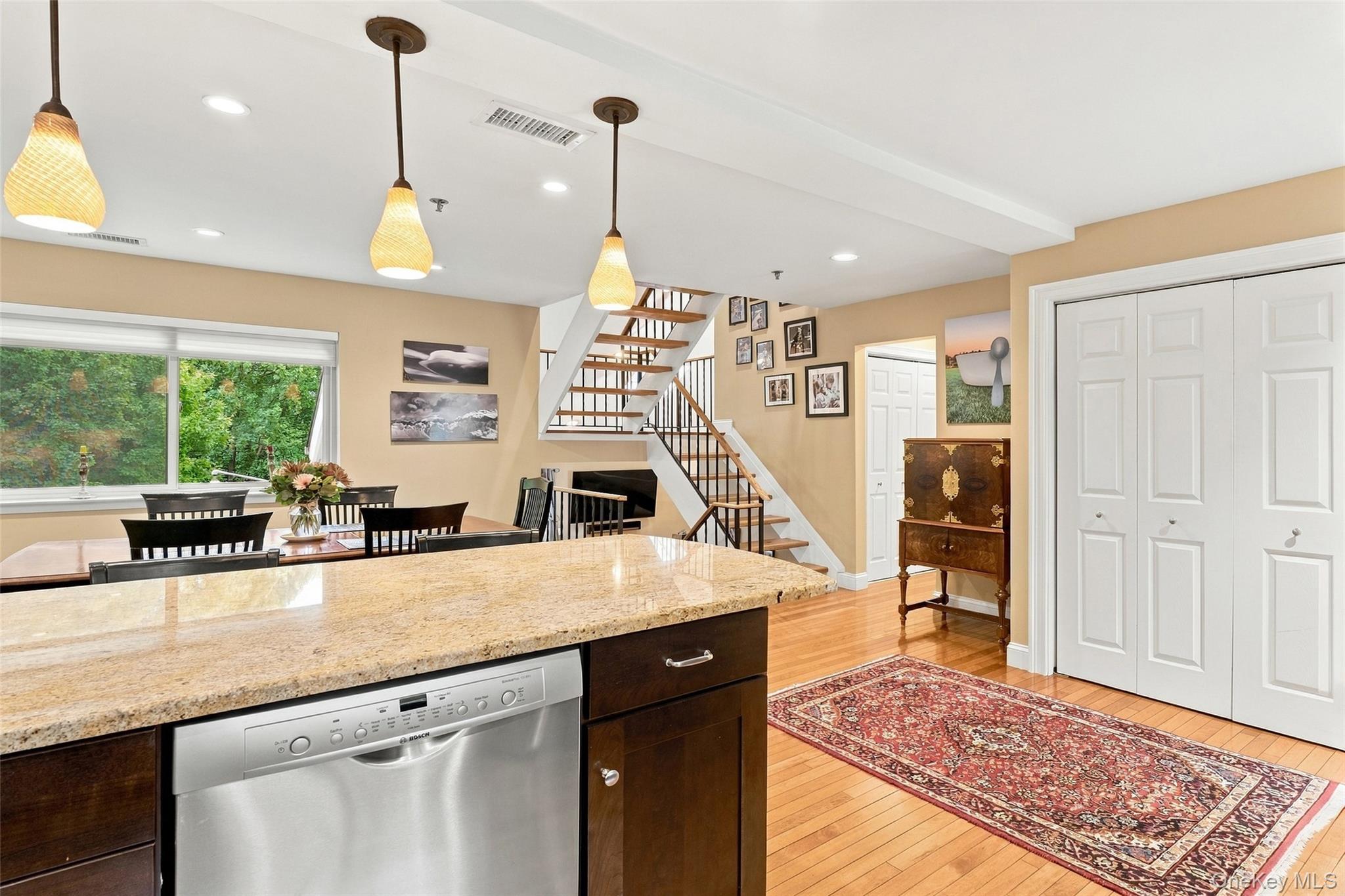 601 Hunters Run – For Sale photo 5