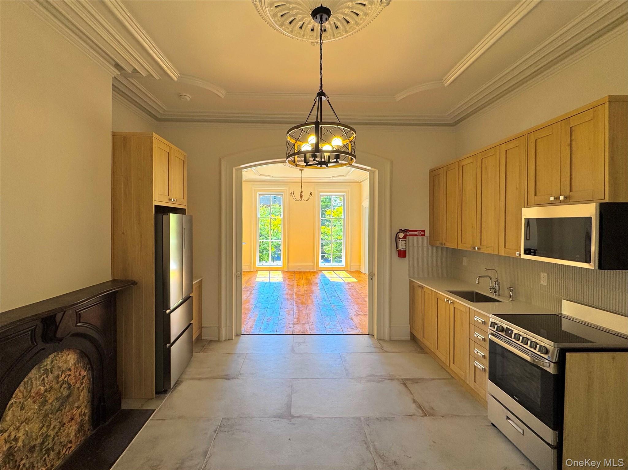 176 South Street, Unit 1 photo 3
