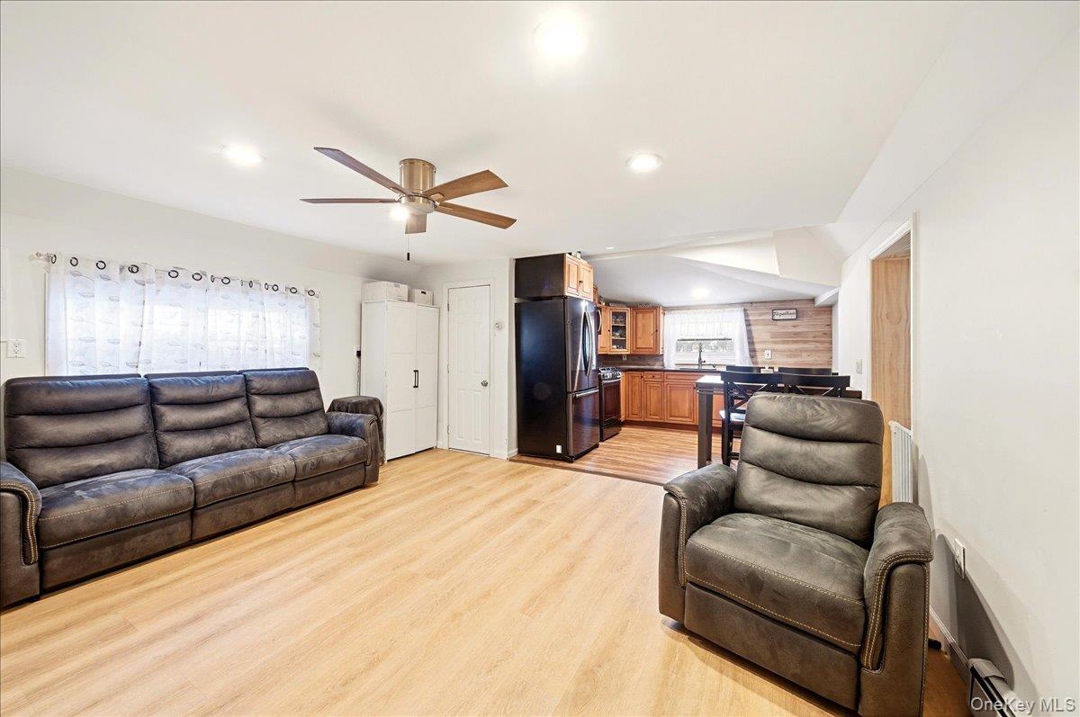 133B Edgewater Park, Unit 133B photo 8
