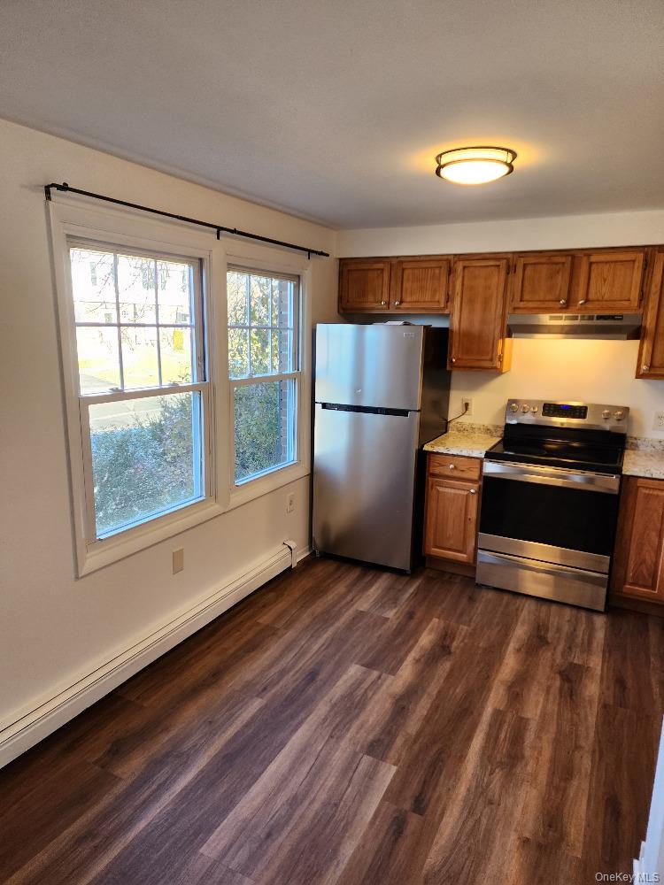 16 HARBORHILL Court – For Rent photo 4