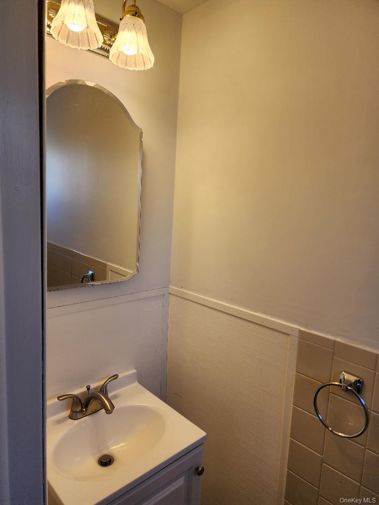 16 HARBORHILL Court – For Rent photo 22