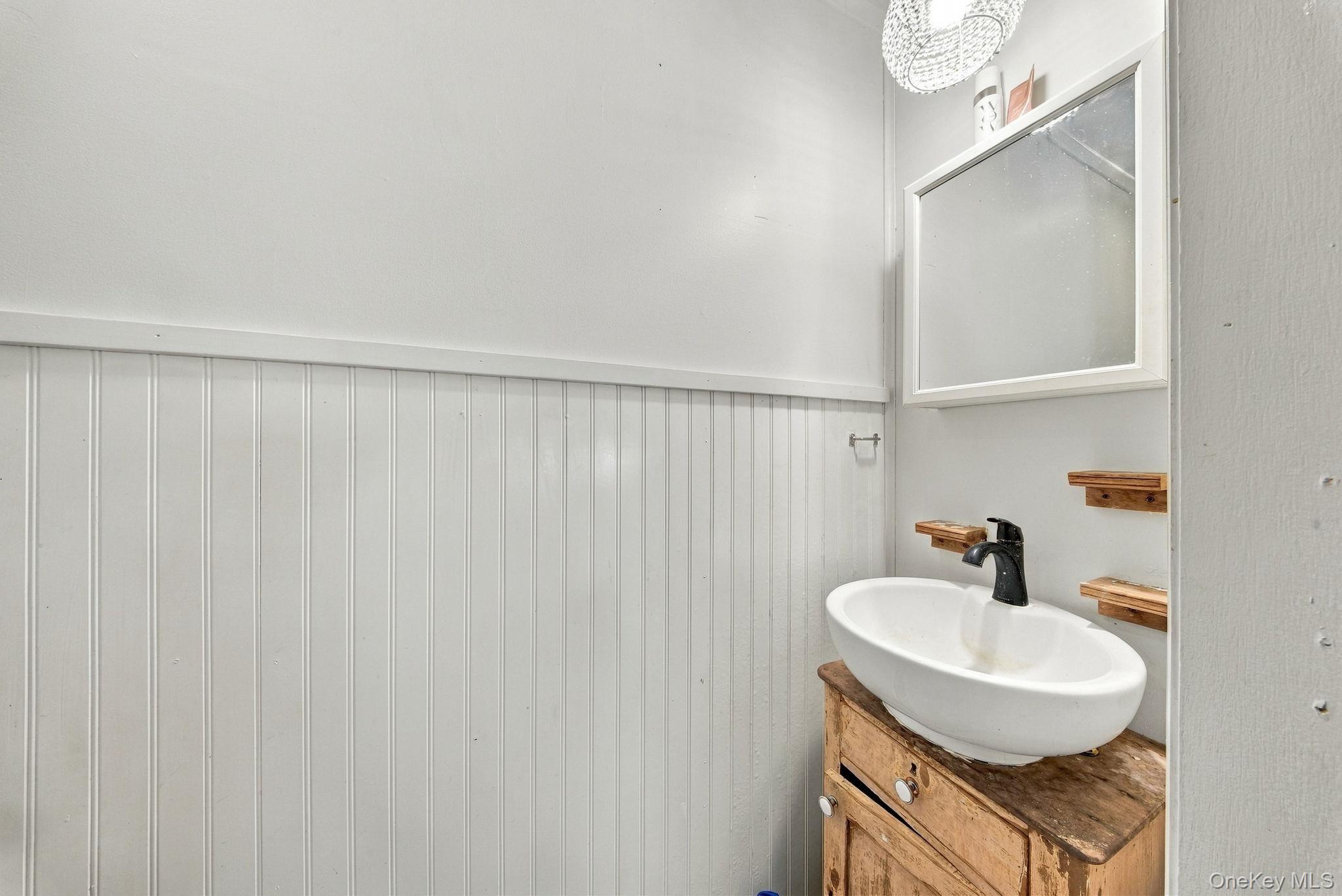27 Quiat Road – For Sale photo 18