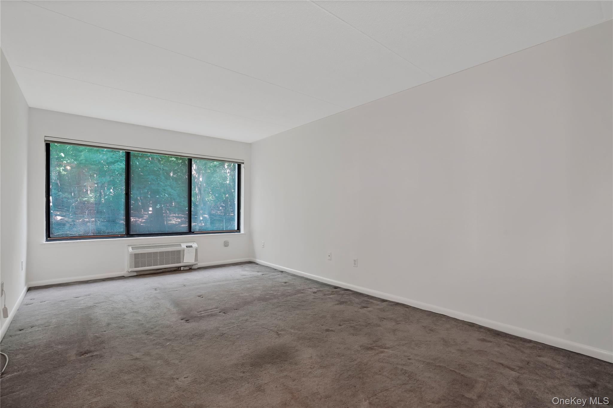 500 High Point Drive, Unit 403 photo 9