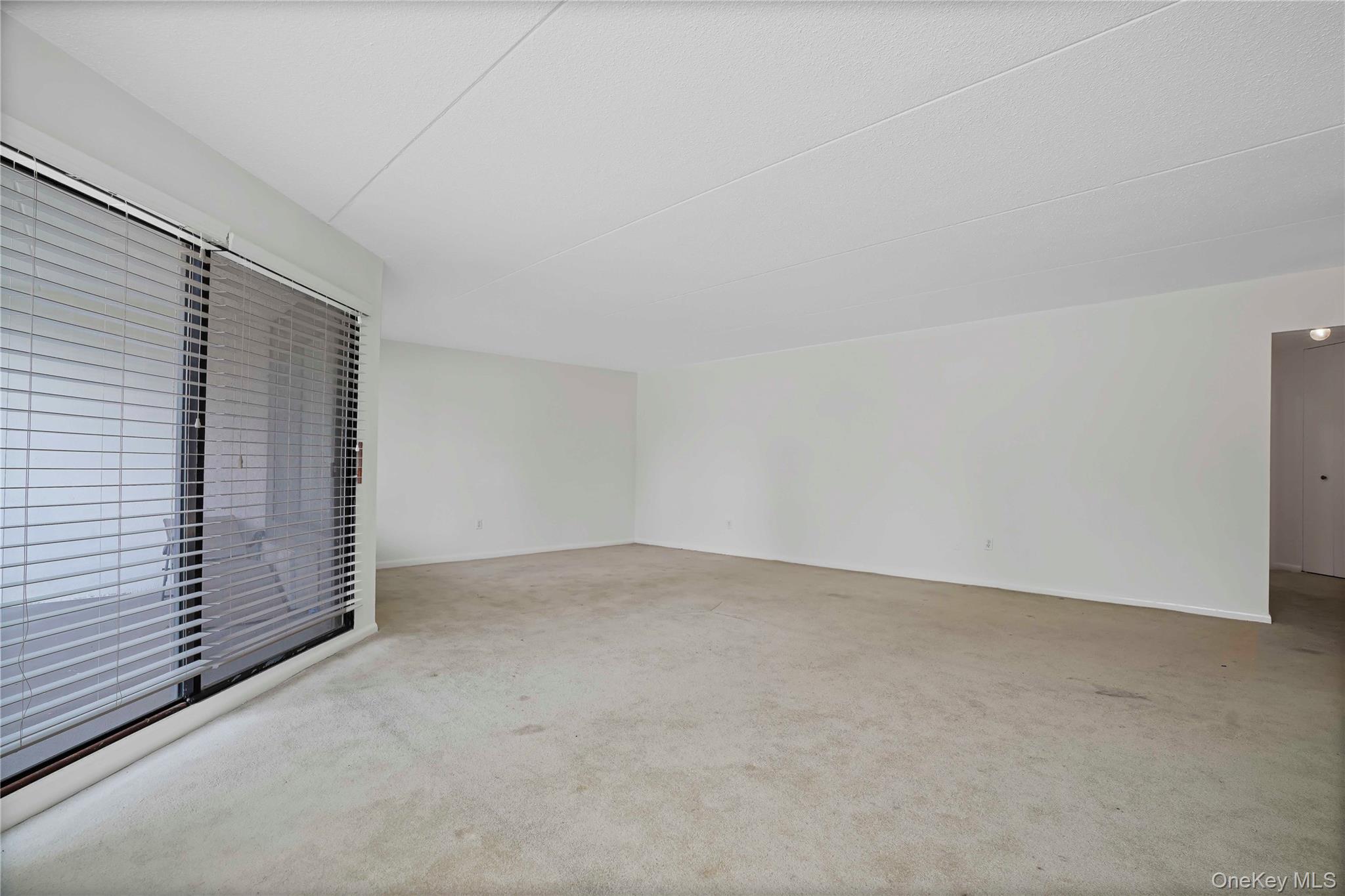 500 High Point Drive, Unit 403 photo 15