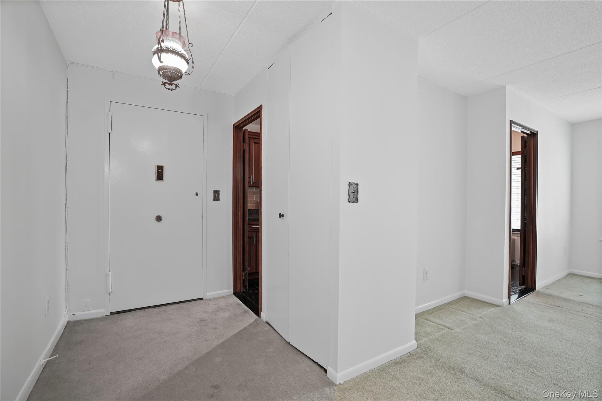 500 High Point Drive, Unit 403 photo 12