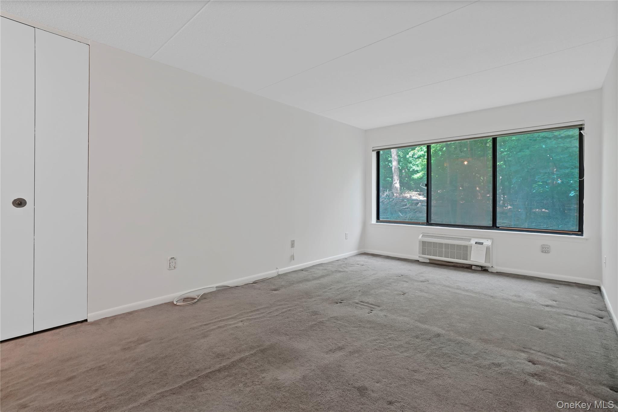 500 High Point Drive, Unit 403 photo 10