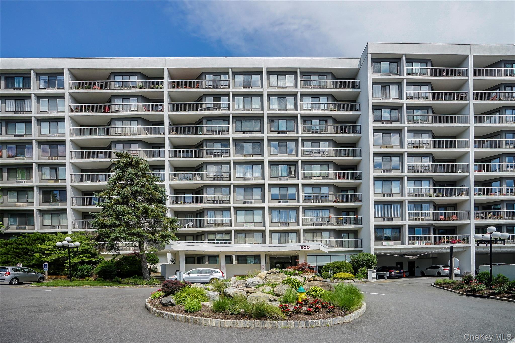 500 High Point Drive, Unit 403 photo 31