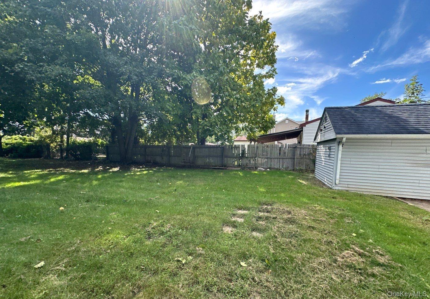 184 Suffolk Avenue – For Sale photo 8