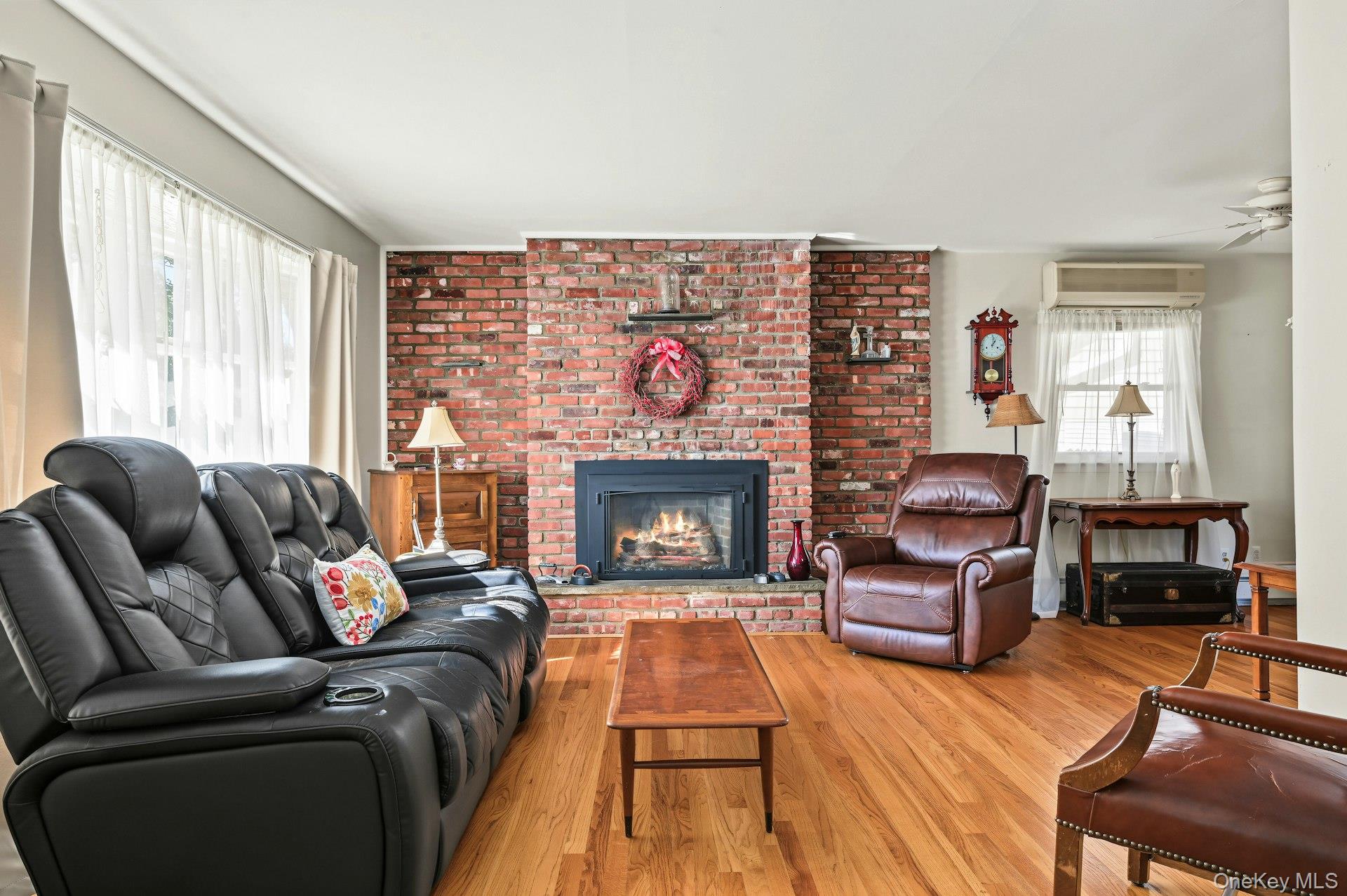 112 North Street – For Sale photo 8
