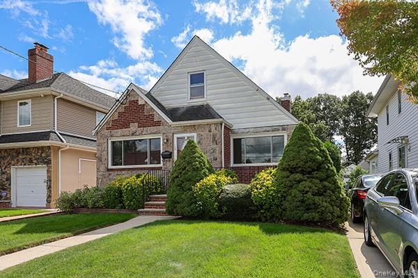 1408 Lowell Avenue – For Sale photo 5