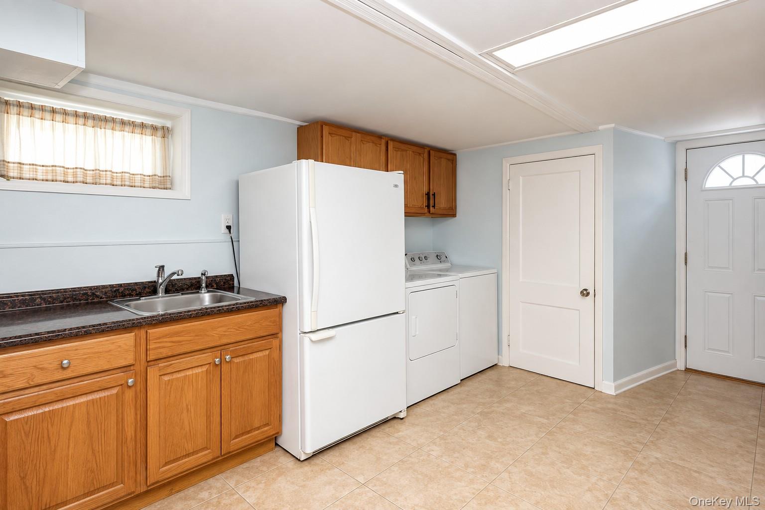 1408 Lowell Avenue – For Sale photo 11