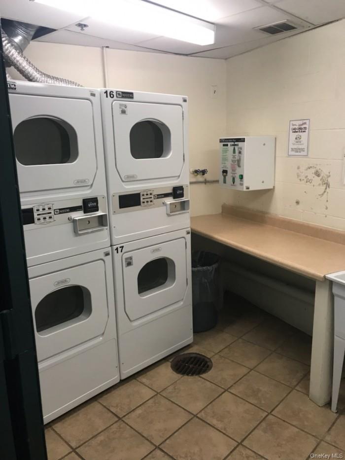 400 Mount Pleasant Avenue, Unit 3E photo 5