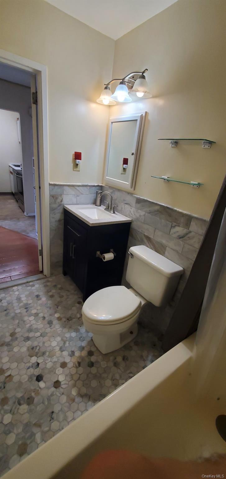 400 Mount Pleasant Avenue, Unit 3E photo 6