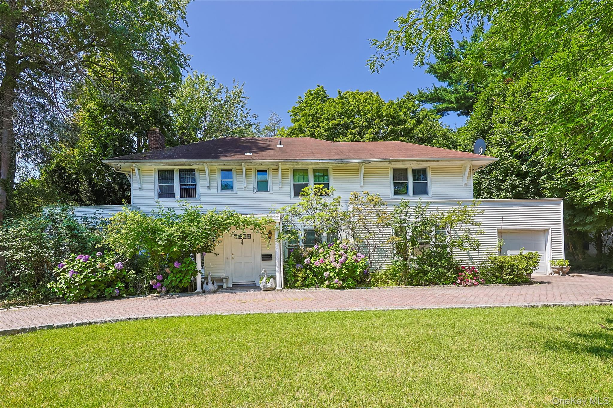 14 Clover Drive – For Sale